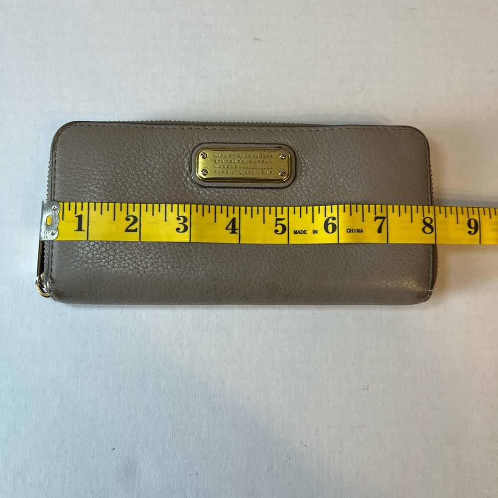 Marc Jacobs zip around long wallet‎ - Picture 12 of 14